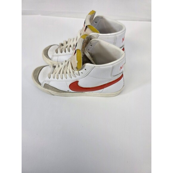 Nike Blazer Mid 77 Vintage Habanero Red Sail White CZ1055-101 US 9 - Picture 4 of 9